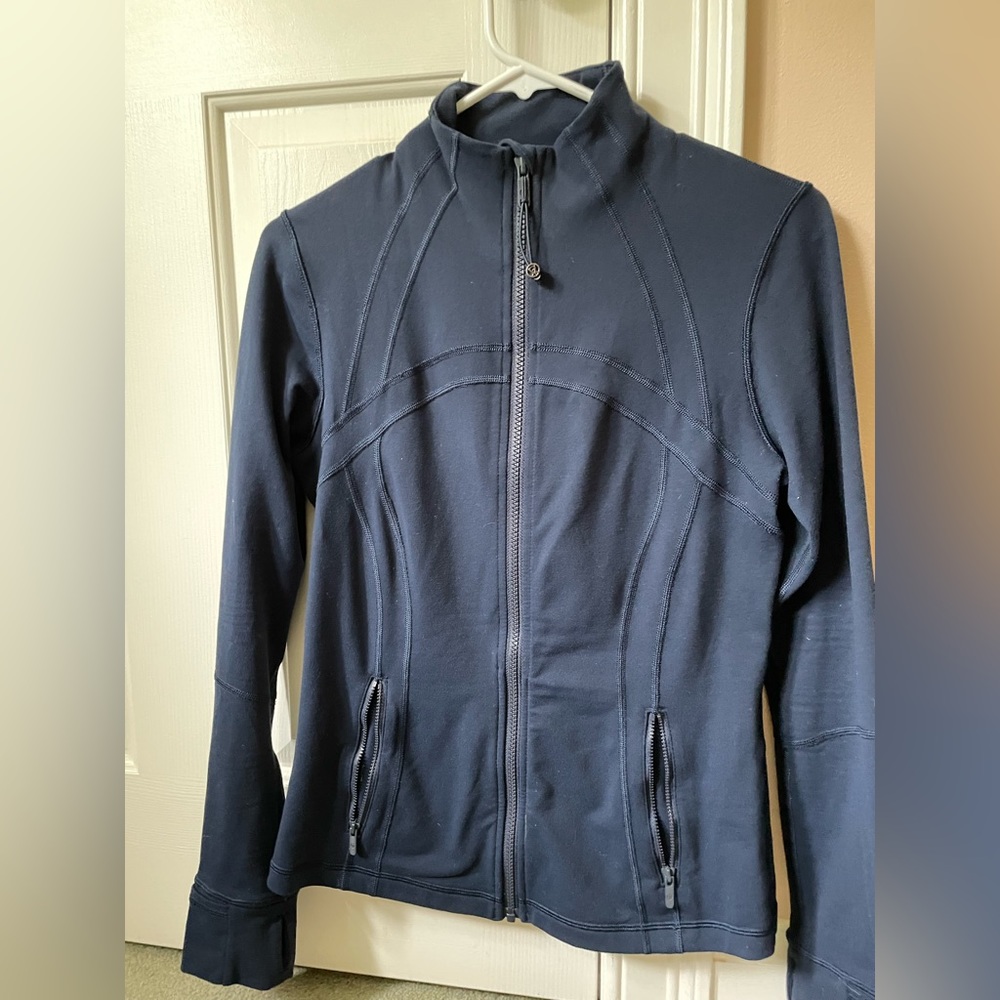 Lululemon define jacket size 8